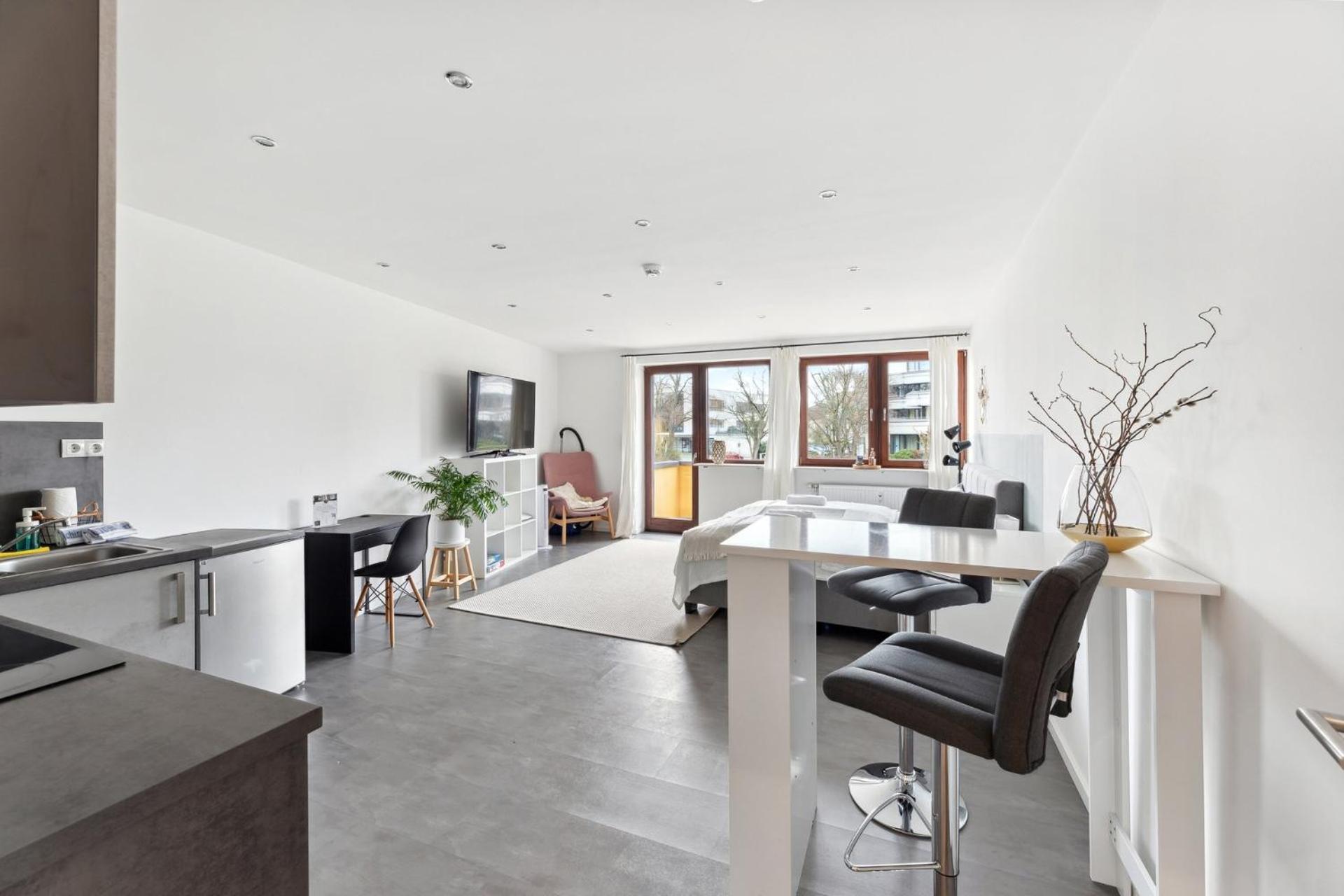 Sali Homes - Charming Studio Apartment In Heart Of Bayreuth With Balcony Esterno foto