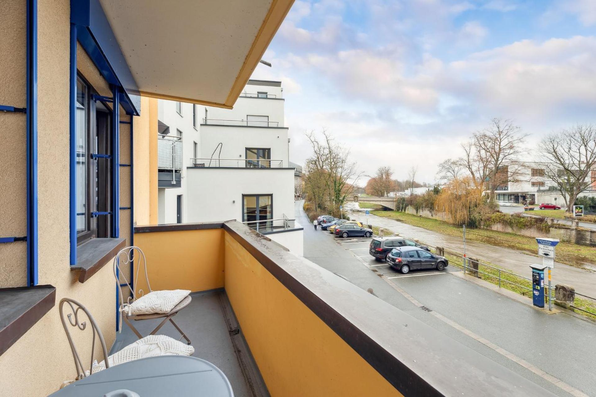 Sali Homes - Charming Studio Apartment In Heart Of Bayreuth With Balcony Esterno foto