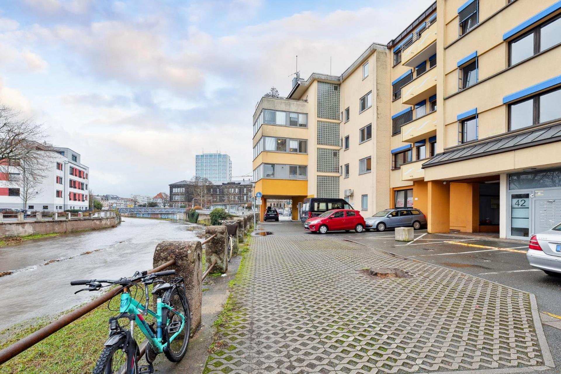 Sali Homes - Charming Studio Apartment In Heart Of Bayreuth With Balcony Esterno foto